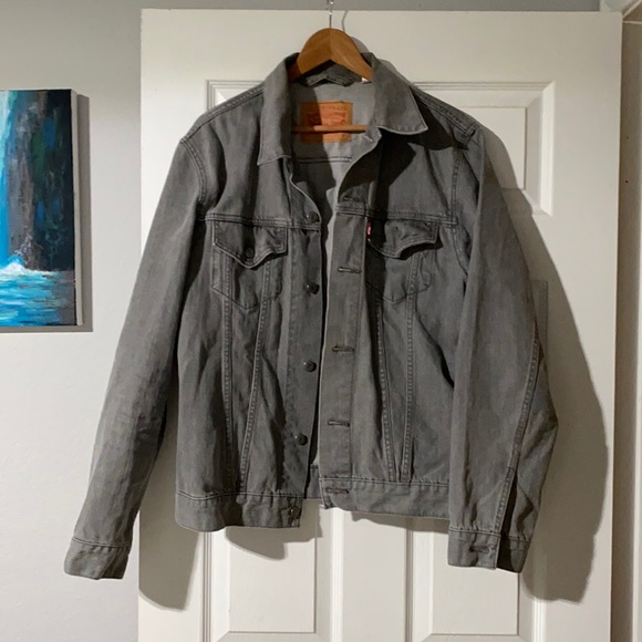 Levi’s gray jean jacket